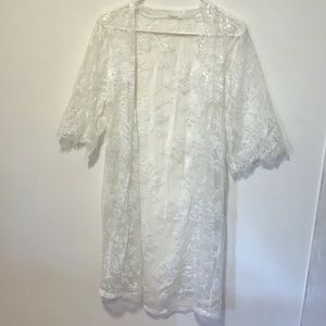 Lace kimono
